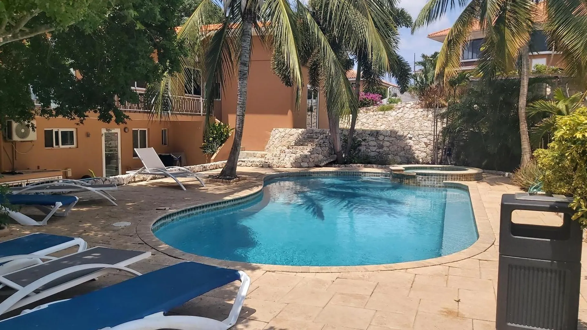 Dushi Appartement Willemstad